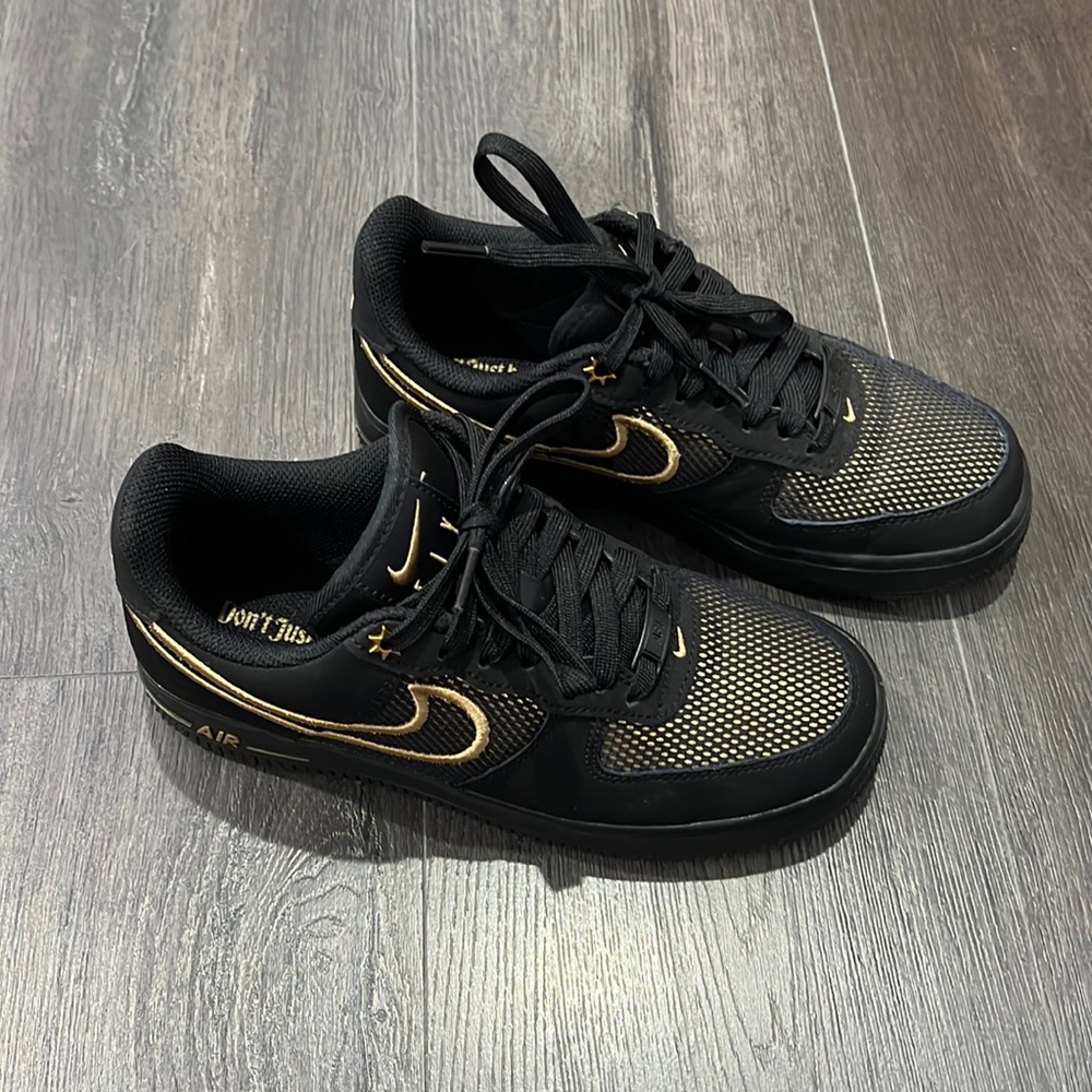 Black Nike air forces - Picture 3 of 9